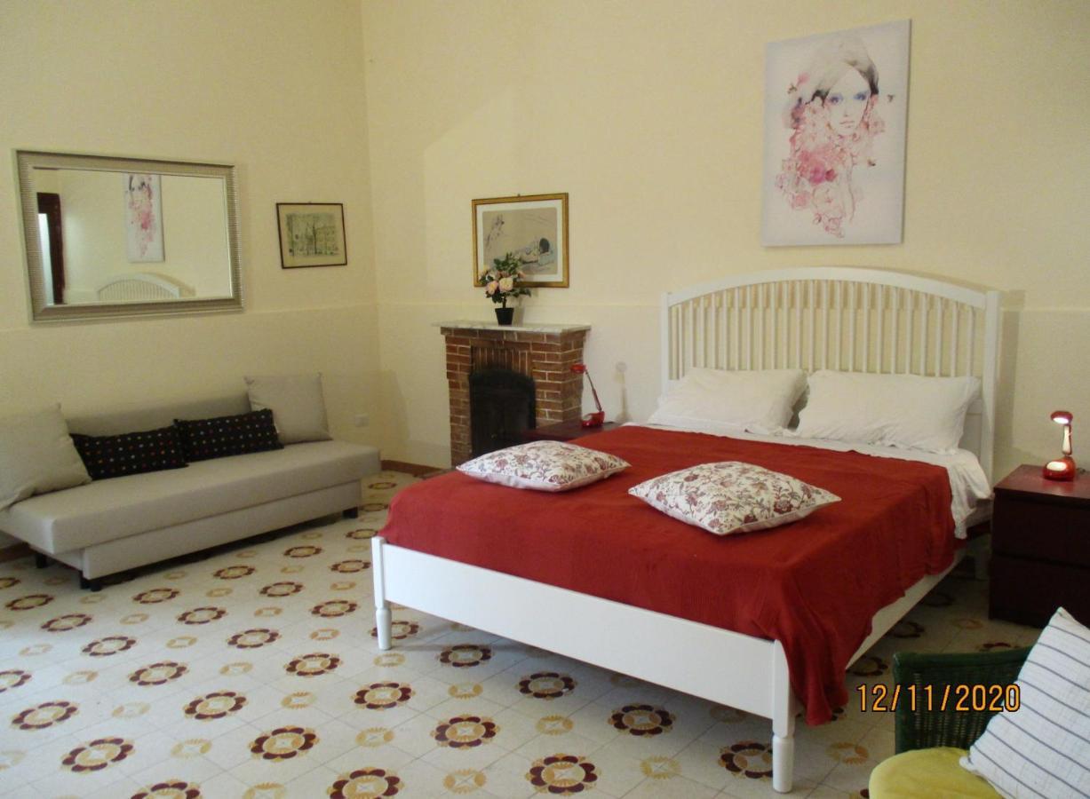 Resort Giardino Degli Aranci - Casa Lisca 巴罗尼西 外观 照片